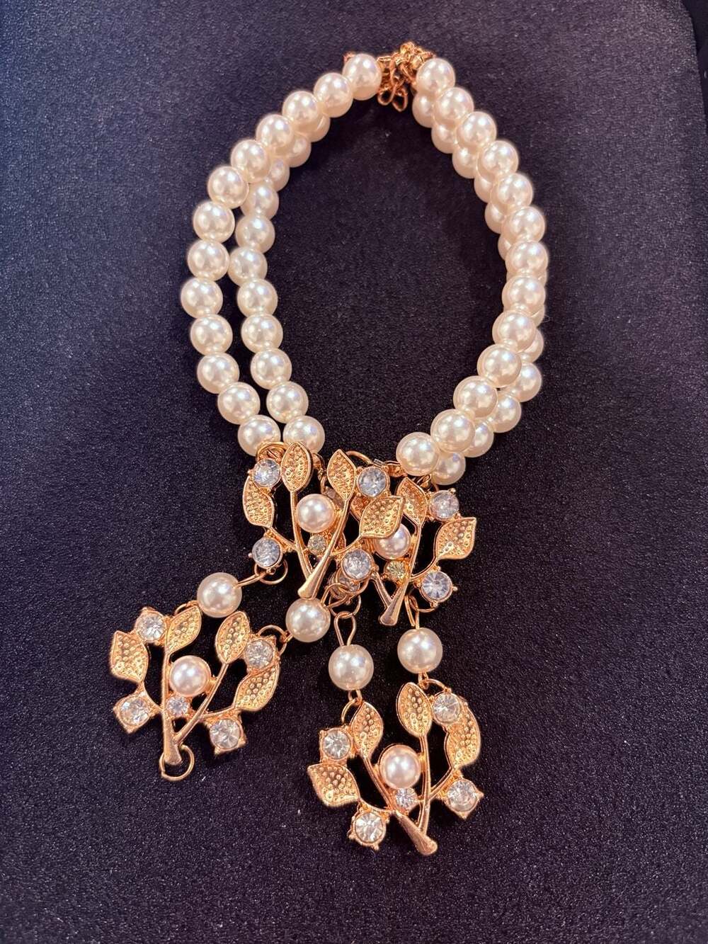 Faux Pearl Rhinestone Necklace - Picture 2 of 5